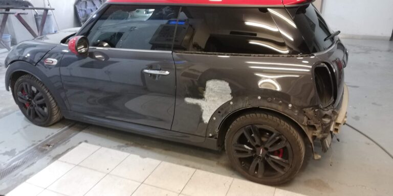 Mini Cooper - Auto Paint Line Πειραιάς